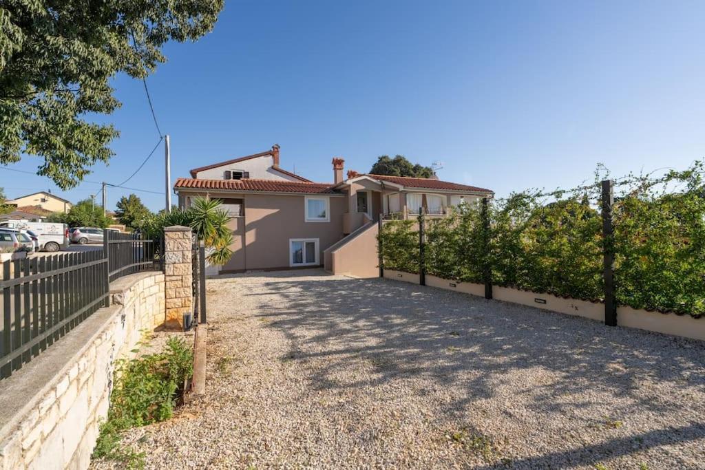 Villa Corinna Kukci Екстериор снимка
