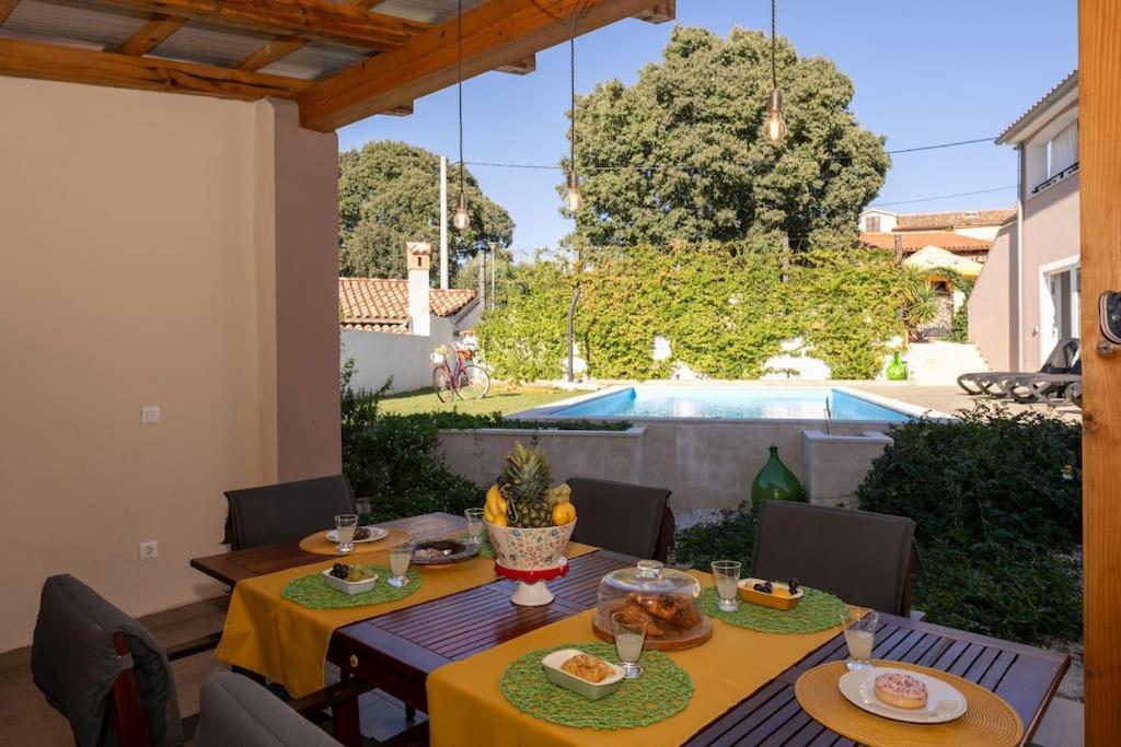 Villa Corinna Kukci Екстериор снимка