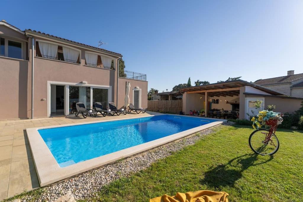 Villa Corinna Kukci Екстериор снимка